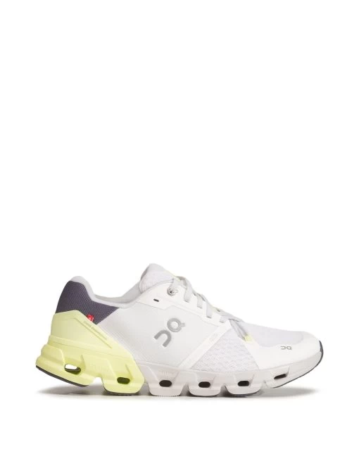 Chaussures Pour Hommes On Running Cloudflyer 4 7198251-white-hay 3 Chaussures Pour Hommes On Running Cloudflyer 4 7198251-white-hay -On Running.fr 080 7198251 white hay 01